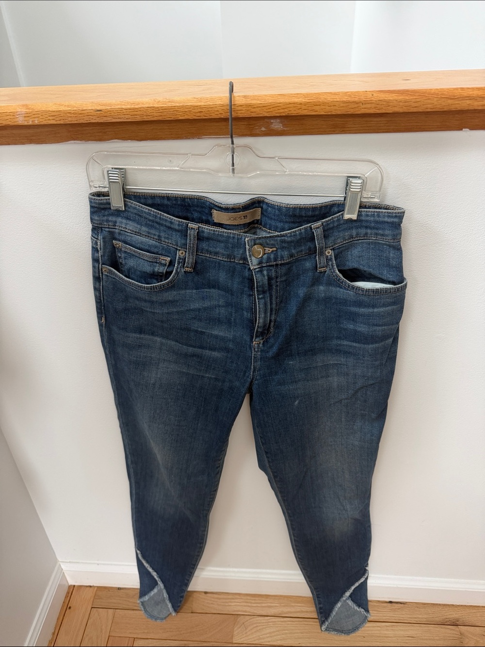 Joe's Jeans Dark Blue Cropped Ankle Jeans